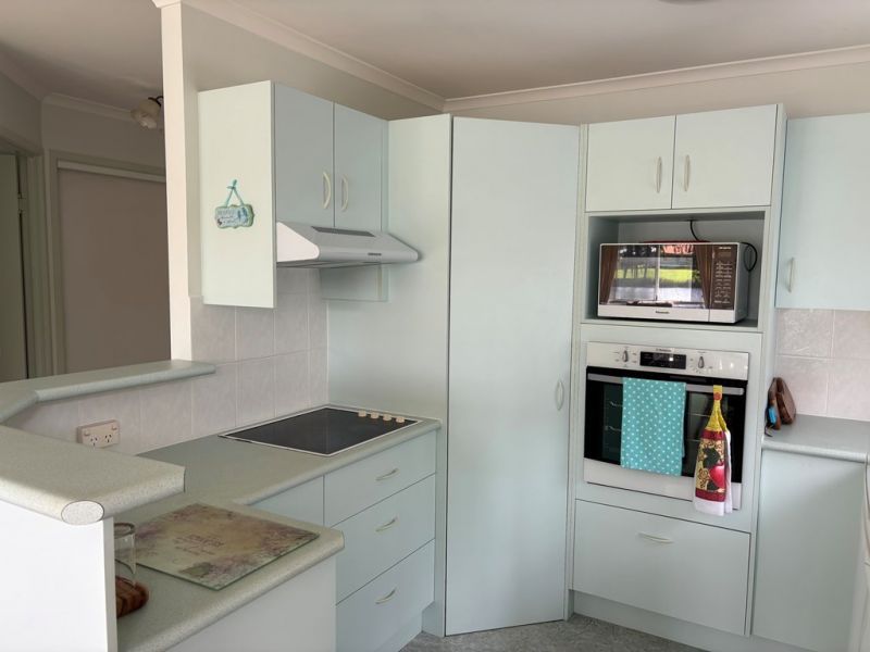 Lakeside Living with Extras