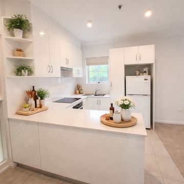 1-Bedroom Low-Maintenance Unit Available 