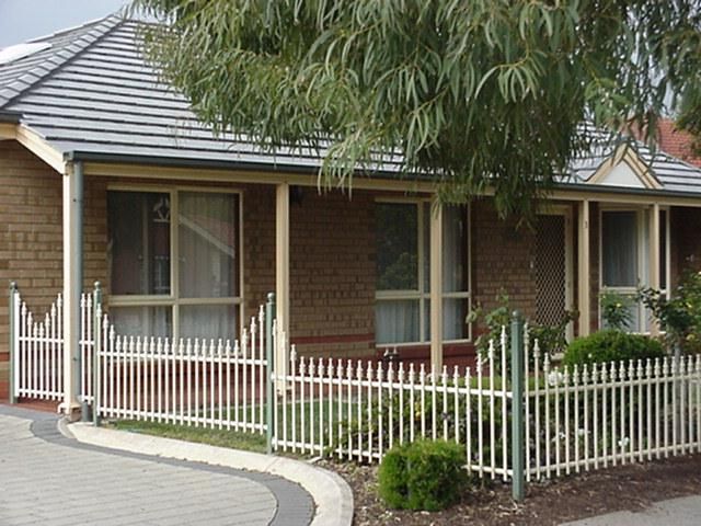 Resthaven Brighton Retirement Living offers three neat-and-tidy retirement living units located just minutes from the white sands of Brighton beach!