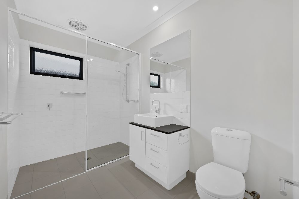 93/5 Harmony Chase, Clyde North