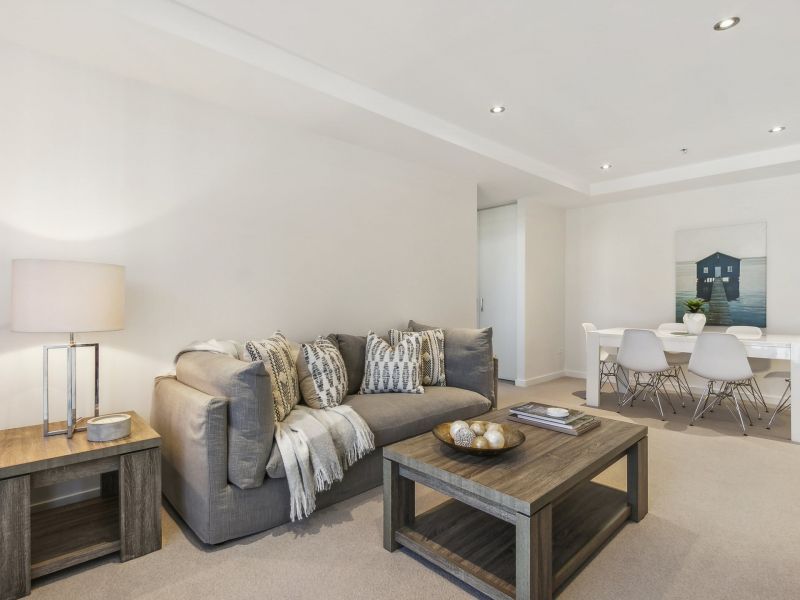 Bright, Spacious Apartment with Private Balcony in Prime Location