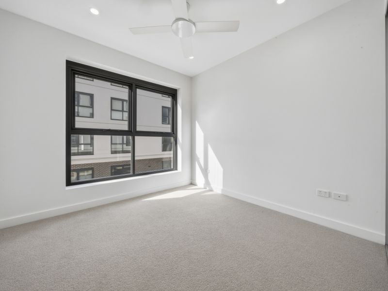 Elegant Apartment with Sunlit Balcony with this 'Finch Design'