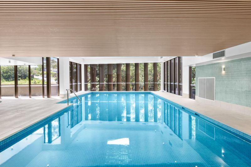 Enjoy uninterrupted views of the Indooroopilly Golf Course from the large terrace