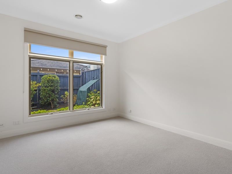 Open-Plan Living With Coastal Charm