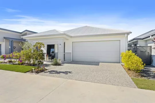 Site 365 - Established Berwick H6