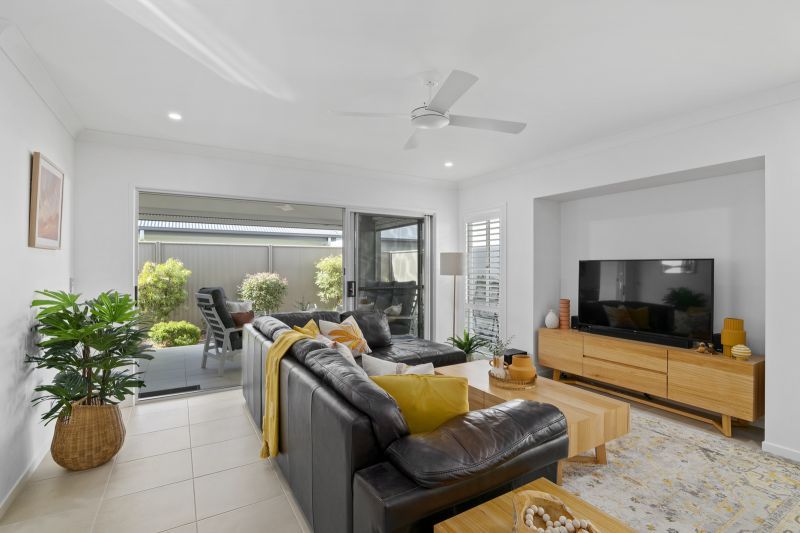 Site 153 - Established Kalbar