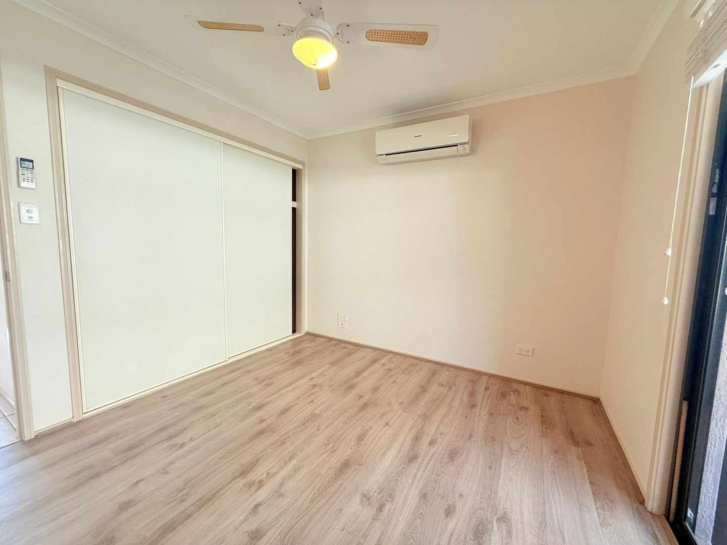 Light Bright and Open plan living - Over 50's gated complex.