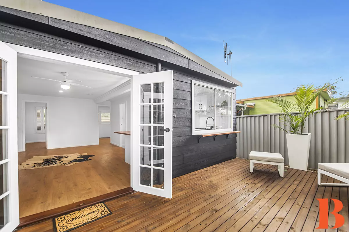 DEPOSIT TAKEN / UNDER CONTRACT - Surrounded by Nature - Privacy and Space - Minutes Walk to Shopping/Medical/Cafes