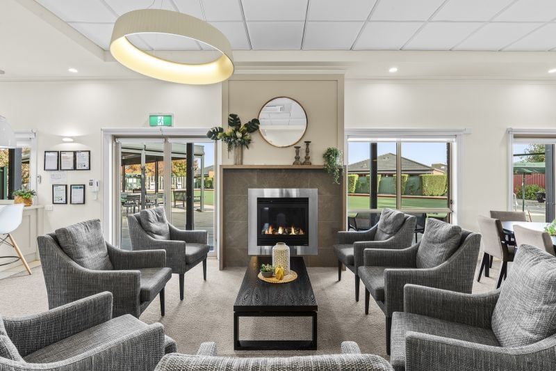 * UNDER OFFER * Charming Retirement Haven at Barwarre Road, Marshall