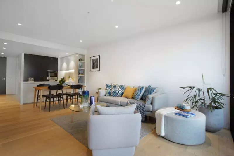 Live in cosmopolitan Carlton