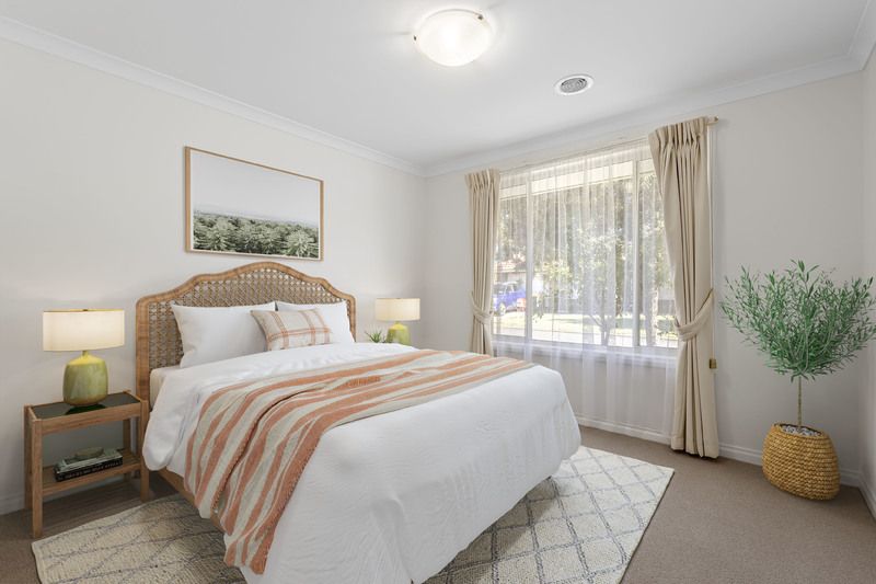 Beautifully Refreshed Retreat in a Peaceful Court Setting