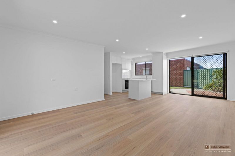 Beautifully Renovated 2-Bedroom Unit - Retirement Living