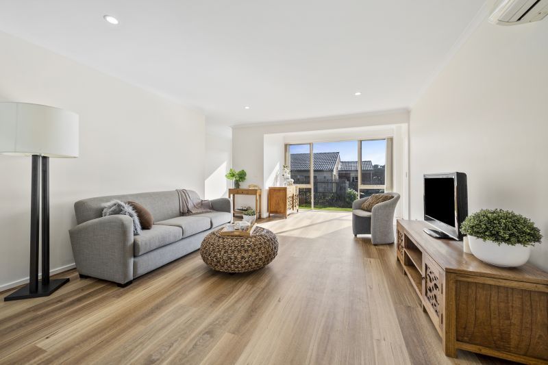 Bright Living Spaces and a Pet-Friendly Yard