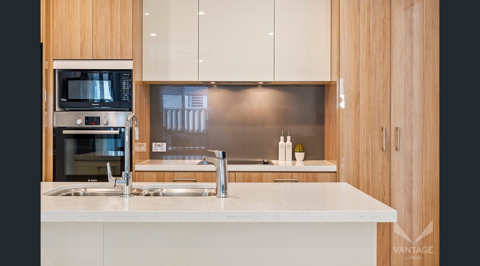 Discover Your Dream Lifestyle: Stunning 2-Bed Home in Vantage Pacific Paradise