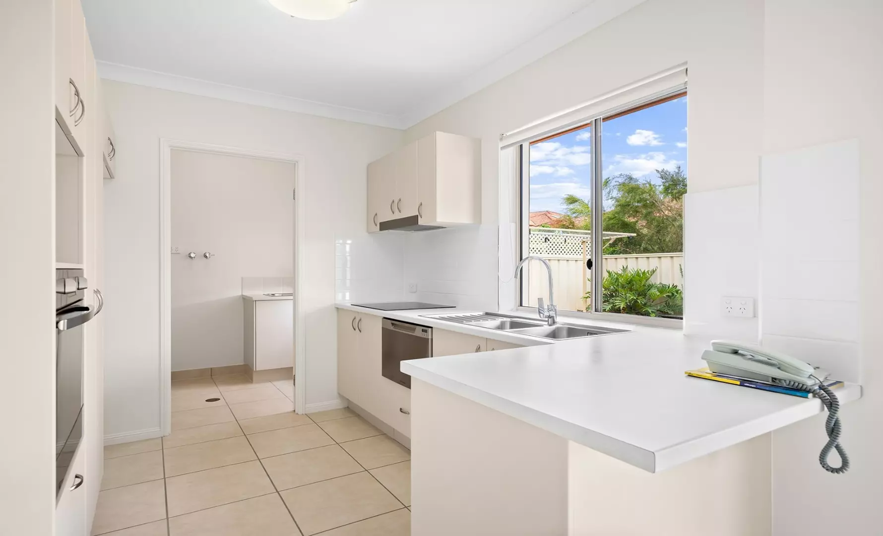 162/ 60 Endeavour Blvd, North Lakes