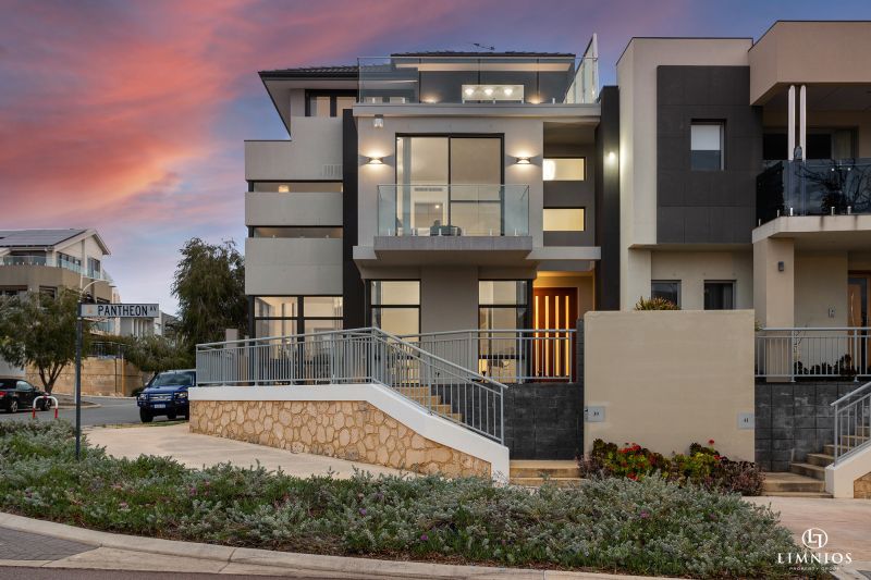 Seaside Living At It's Best!