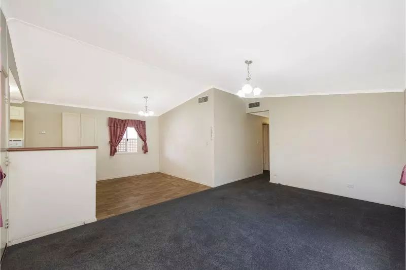 Riverside Gardens Estate - Site 122