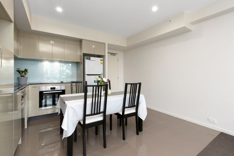 Superb Living by the River