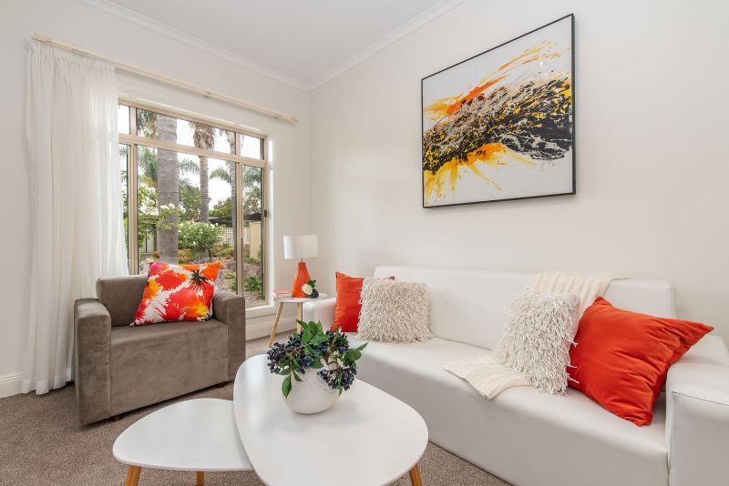Spacious unit opening onto lovely communal courtyard