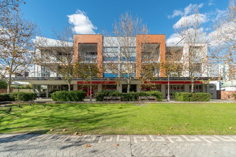 Contemporary Luxury Lifestyle!