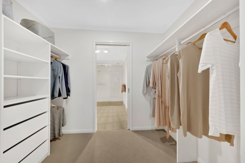 325/208 McDonalds Road, Epping