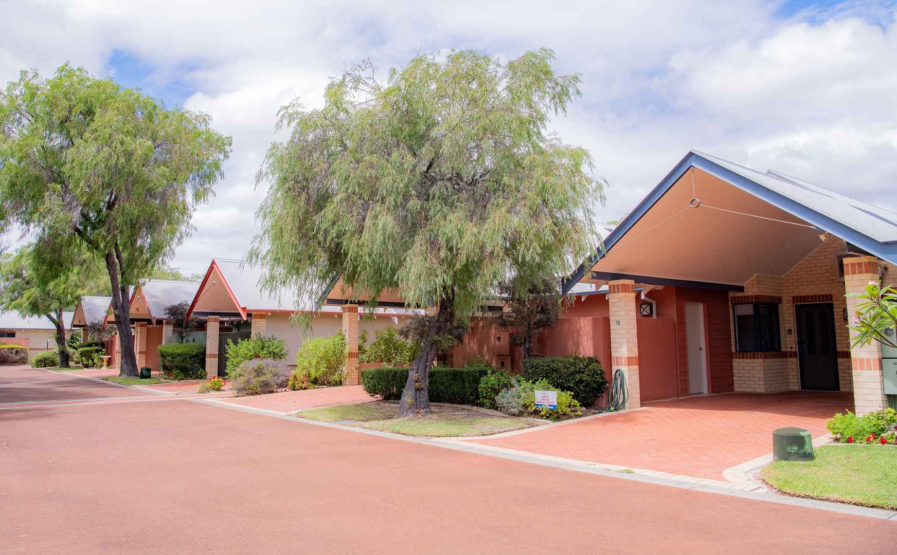 Unit 21: Outstanding 2 bedroom Independent Living Unit - Capecare