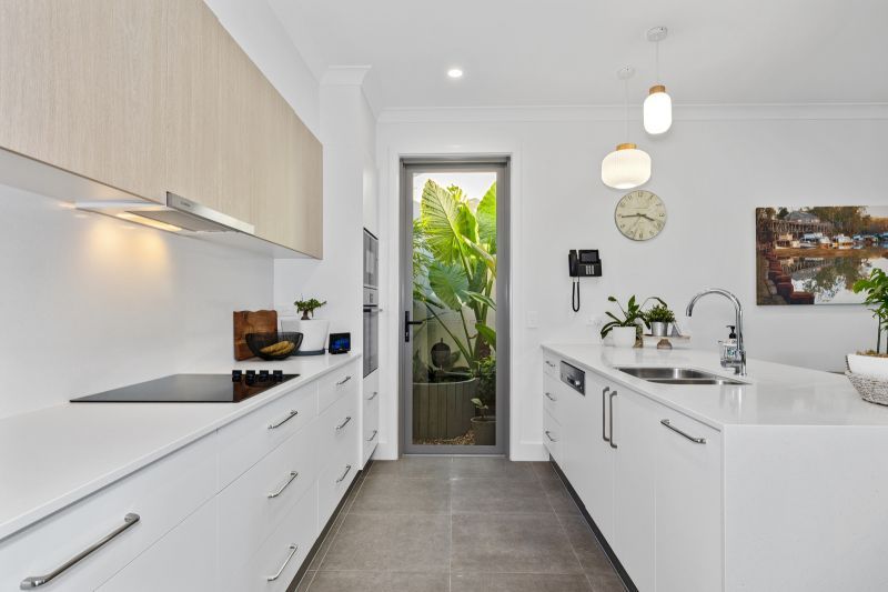 Pet Friendly With Fabulous Views!