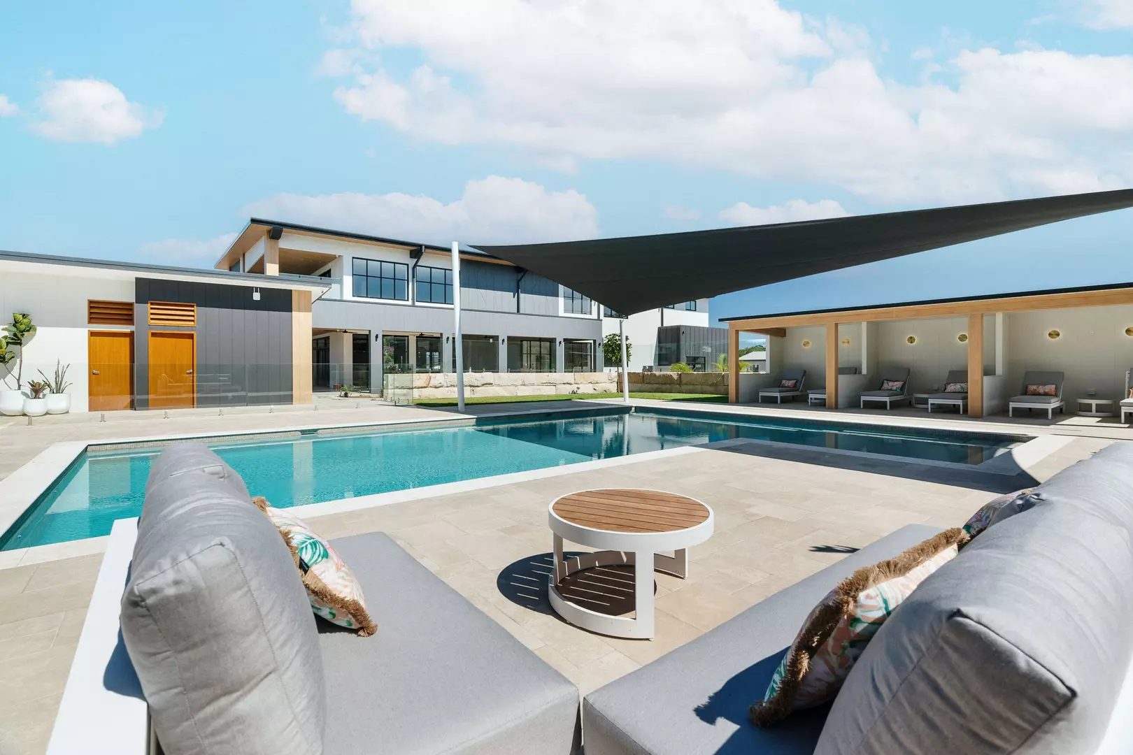 New Coastal - 2 bedroom + study