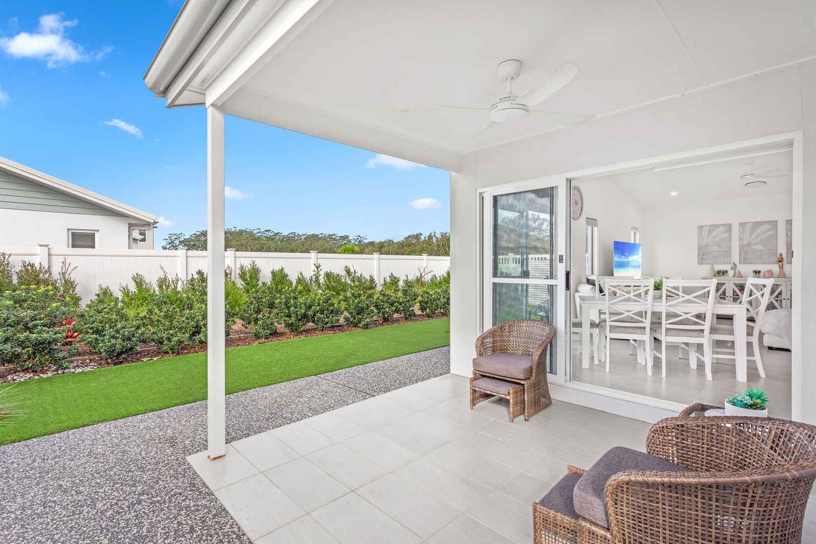 Huge Corner Block – A Rare Opportunity