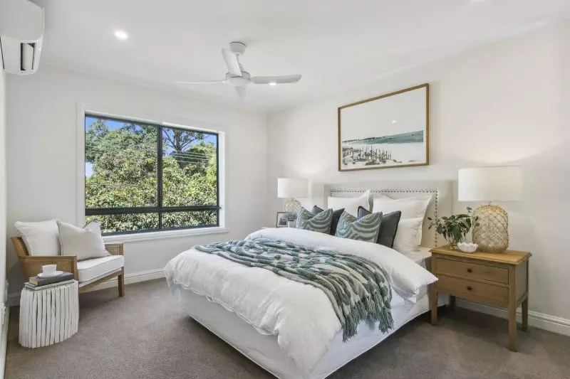 Bright & spacious one-bedroom apartment with gum tree & playing fields view