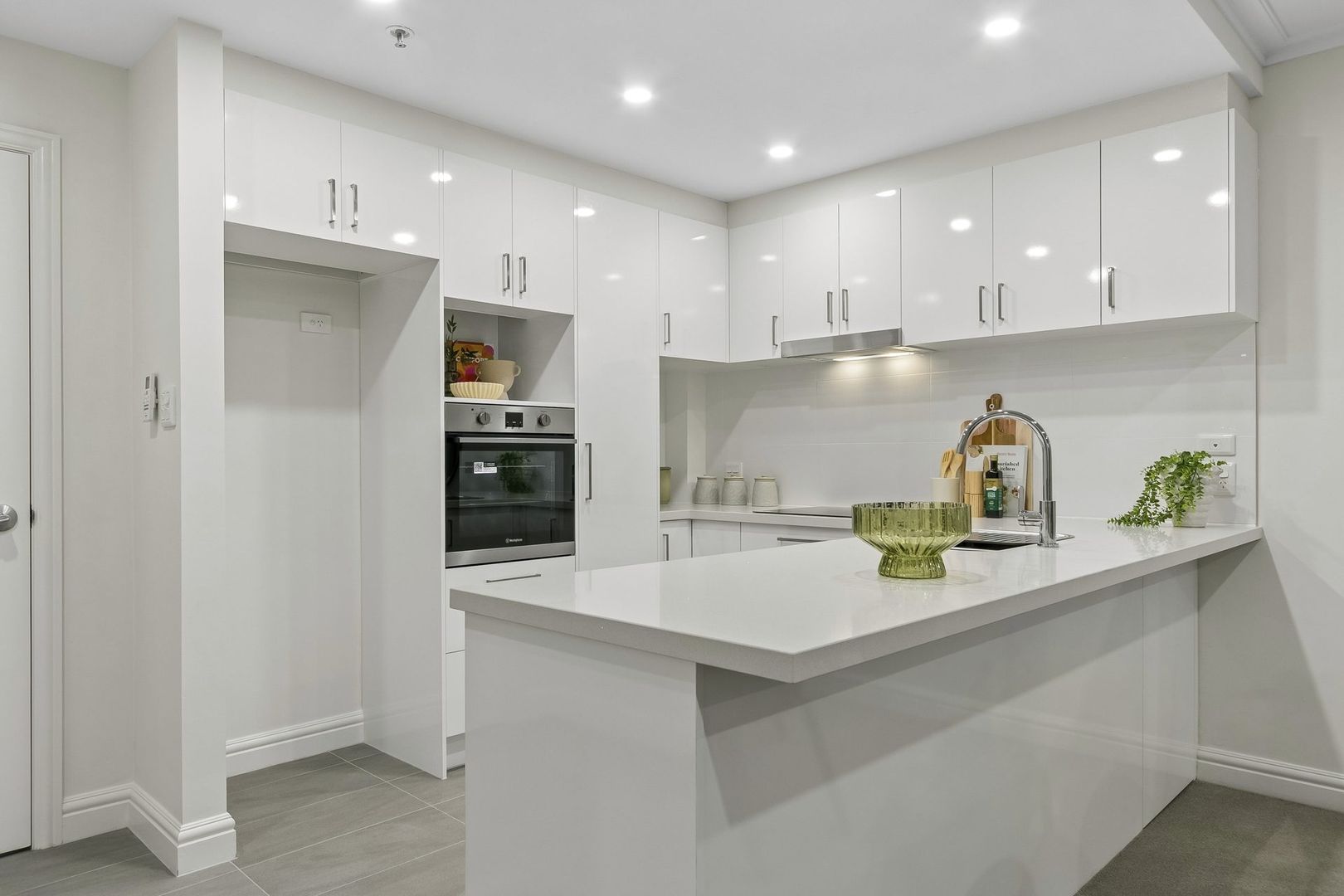 Easy Living with a Bright Open-Plan Design