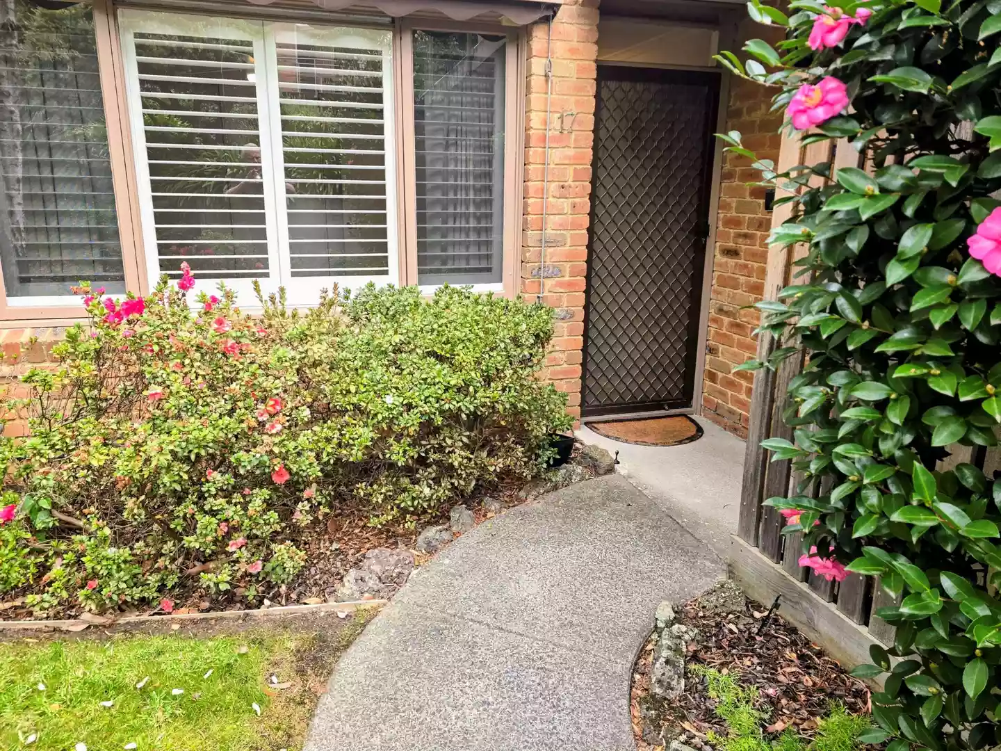 Maranoa Close Retirement Village Unit 17 Two-Bedroom $550,000 to $600,000 Strata Title