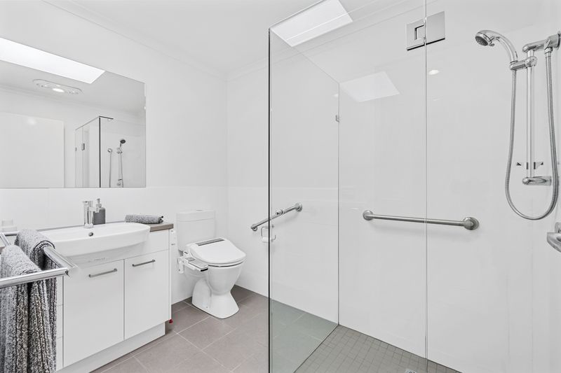 Corner Position with Private Courtyard