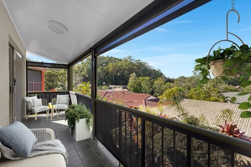 Elevated 2-bedroom villa with scenic views of the trees