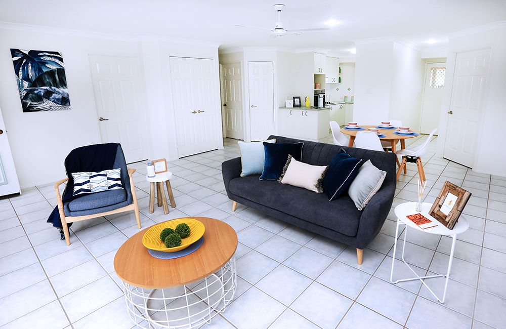 Spacious one bedroom unit available now!