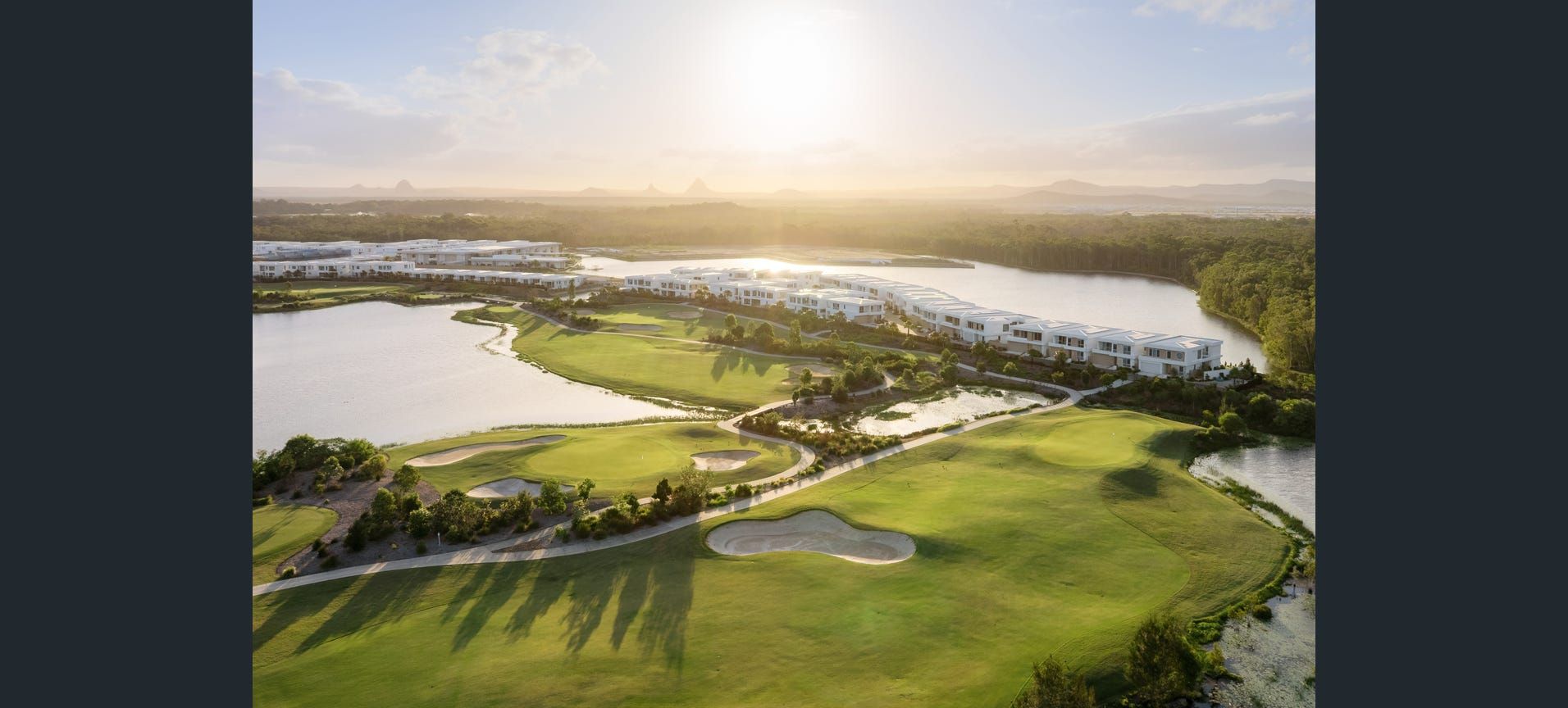 Palm Lake Resort Pelican Waters