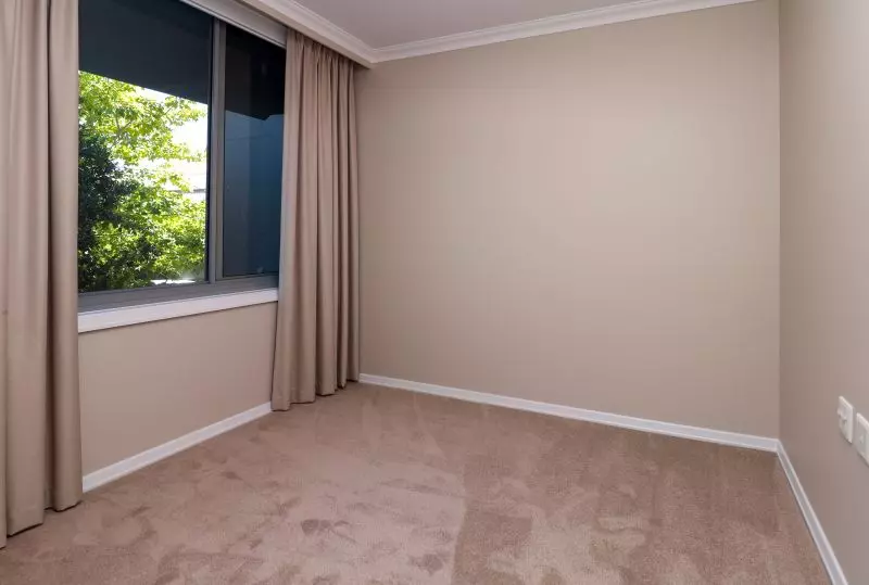 21/43 Taylor Street, Woolloongabba - 2 Bedroom apartment - wake up to the beautiful surrounds!