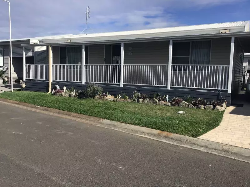 Sunstrip Village - Site 100
