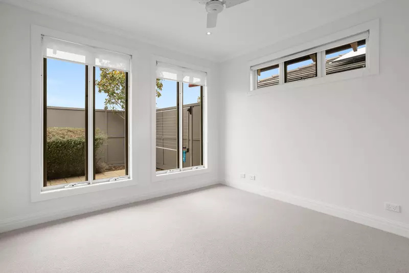 Bright North-Facing Villa with Courtyard