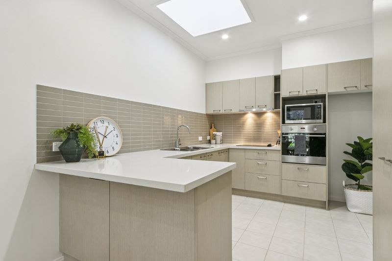 Stylish Garden Retreat Just Steps from Community Centre