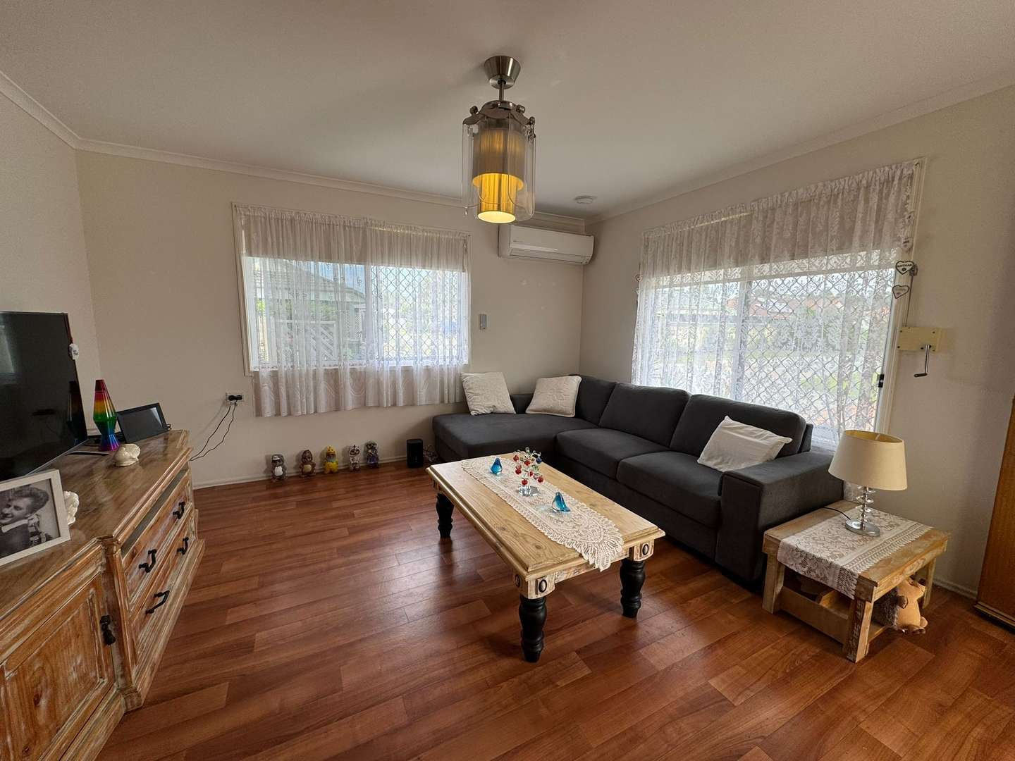 Over 50's Gated Community - Light & Bright & a Beautiful Outdoor entertaining area.