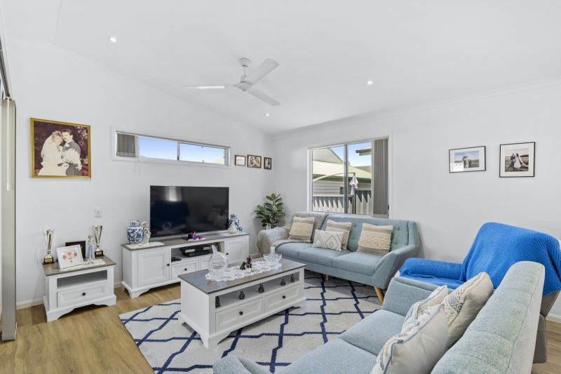 Modern Two Bedroom - Beautiful Inside & Out!