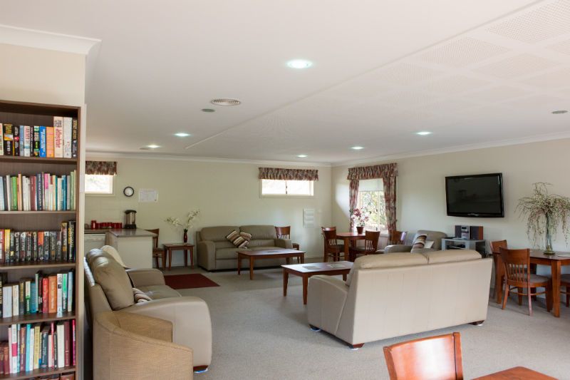 Modern, brand new villa!