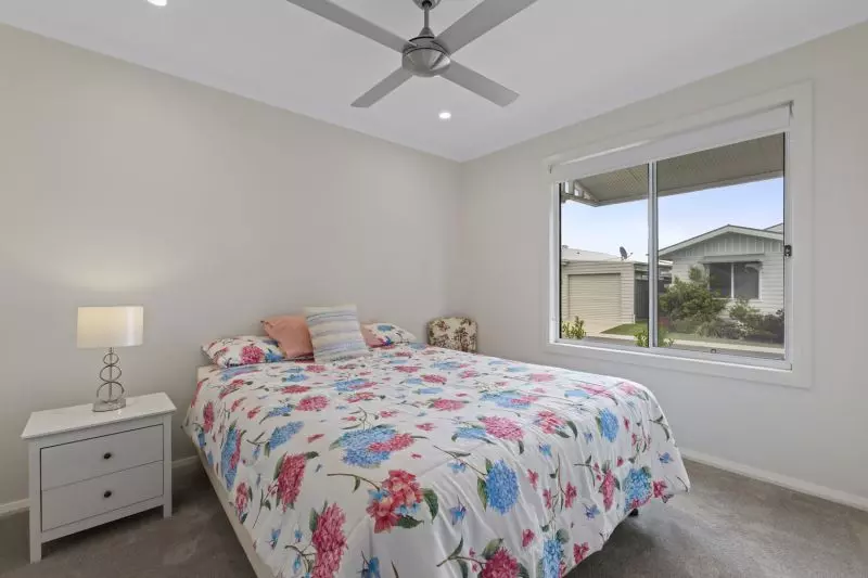 Spacious Modern Home with Entertainer’s Deck