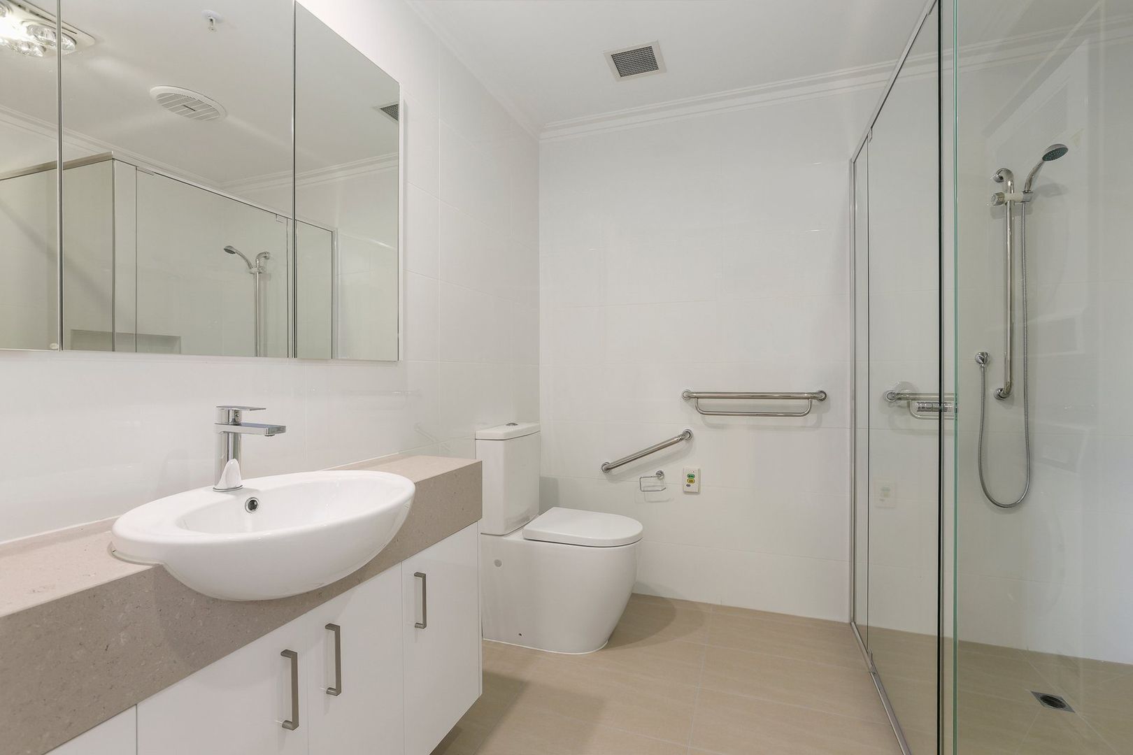 Premium two-bedroom apartment with beautiful east-facing garden views