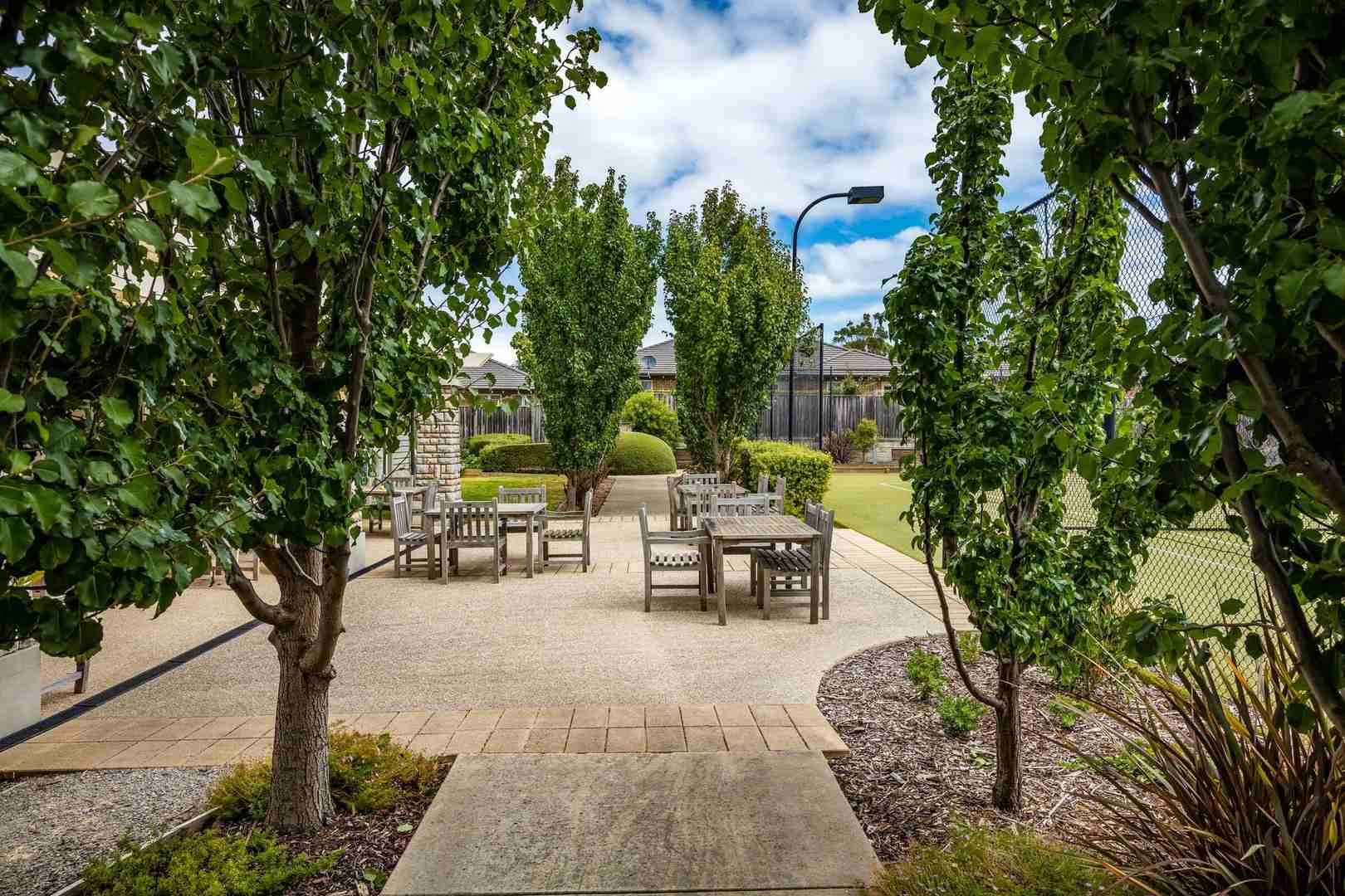 Relaxed Living, Great Location