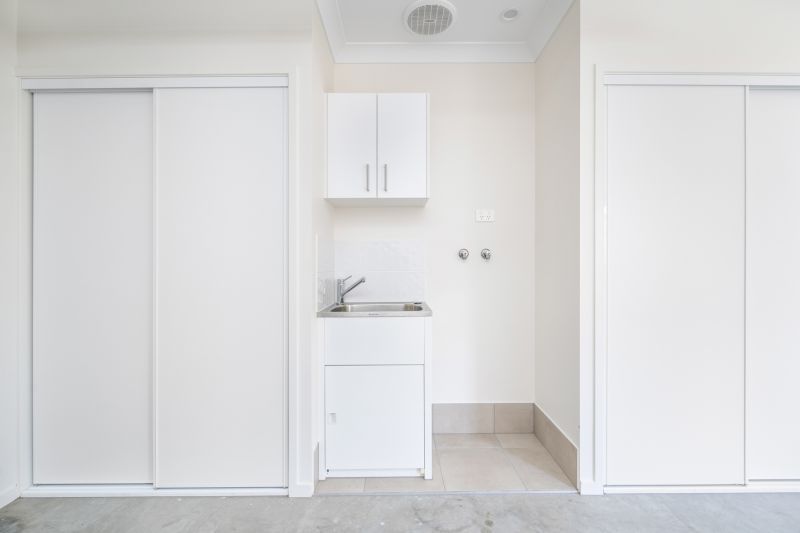 Modern Home – Carefree Lifestyle!