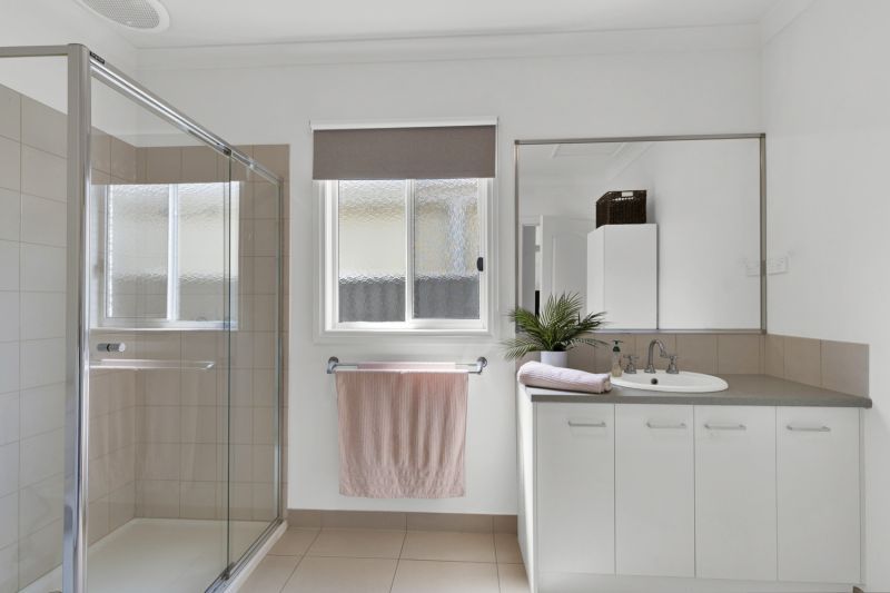 Lifestyle Communities Brookfield - Warm & modern appeal