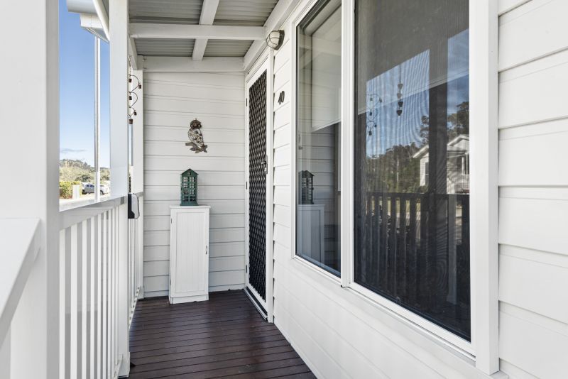 Modern Living with Scenic Views