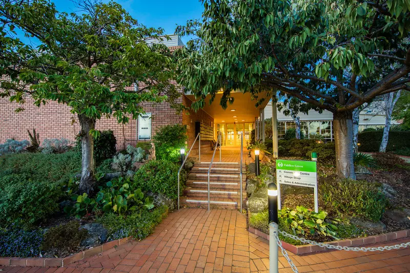 Beautifully Refreshed Villa in Prime Position